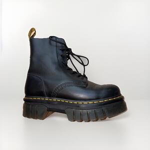 Dr Martens Audrick 8 Eye Platform Boots Black Leather Womens Size 8 Combat